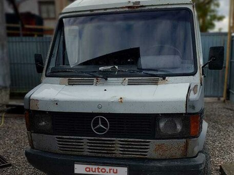 1983 Mercedes-Benz T1, белый, 300000 рублей, вид 3