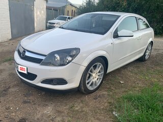 2010 Opel Astra GTC H Рестайлинг, белый, 590000 рублей, вид 1