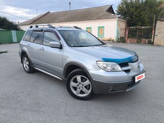 2005 Mitsubishi Outlander I, серебристый, 900000 рублей, вид 2