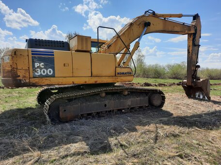 2006 Komatsu PC300, жёлтый, 4500000 рублей, вид 4