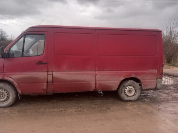 1995 Mercedes-Benz Sprinter, красный, 590000 рублей - вид 3