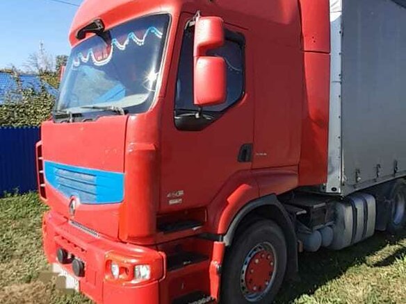 2008 Renault Premium, красный, 3100000 рублей - вид 4