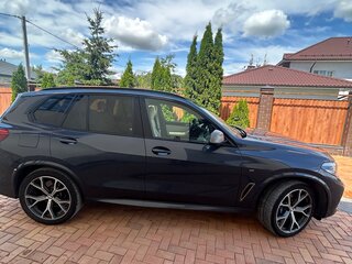 2019 BMW X5 M50d IV (G05/G18), серый, 6250000 рублей, вид 1