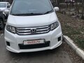 2013 Honda Freed Spike I Рестайлинг, белый, 1050000 рублей - вид 4