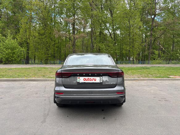 2023 Geely Emgrand II, серый, 1300000 рублей - вид 3