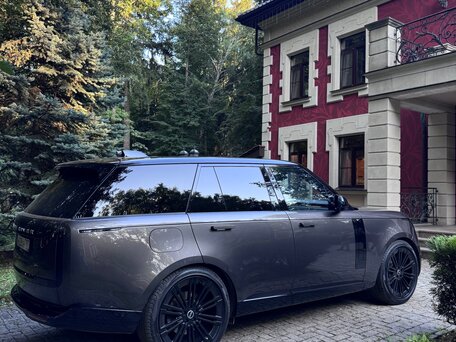 2022 Land Rover Range Rover D350 MHEV V, серый, 12100000 рублей, вид 3