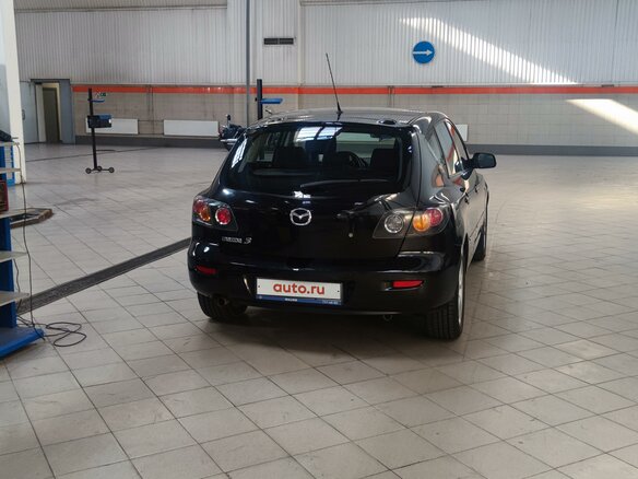 2005 Mazda 3 I (BK), чёрный, 1150000 рублей - вид 4