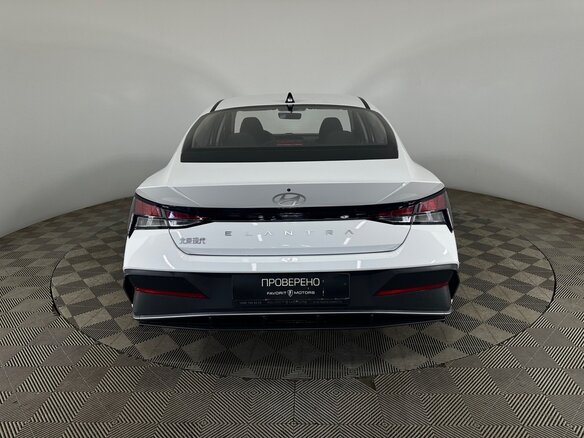 2024 Hyundai Elantra N Line VII (CN7) Рестайлинг, белый, 2310000 рублей - вид 2