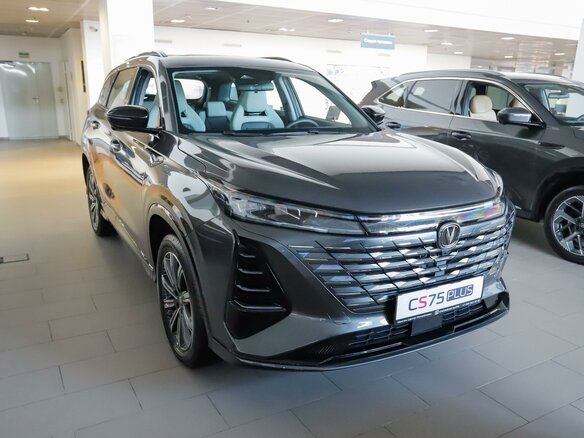 2025 Changan CS75 Plus III, серый, 4189900 рублей - вид 4