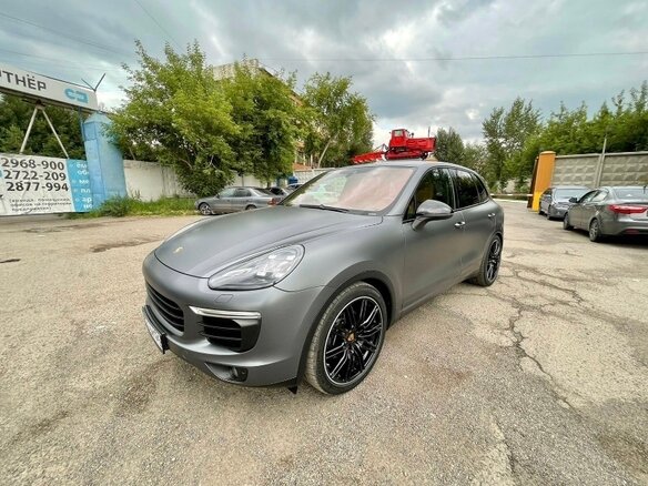 2015 Porsche Cayenne II Рестайлинг (958), коричневый, 4600000 рублей - вид 2