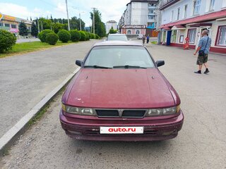 1992 Mitsubishi Galant VI, красный, 250000 рублей, вид 1