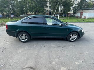 1998 Volkswagen Passat B5, зелёный, 300000 рублей, вид 3