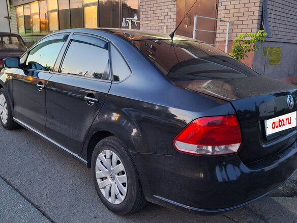 2012 Volkswagen Polo V, чёрный, 520000 рублей - вид 10