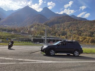 2006 Mitsubishi Outlander I, чёрный, 550000 рублей, вид 2