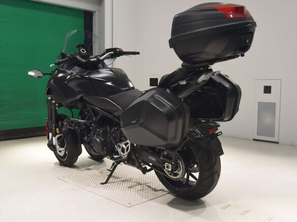 2021 Yamaha Niken, чёрный, 1200000 рублей - вид 5