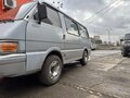 1996 Kia Besta, серебристый, 302000 рублей