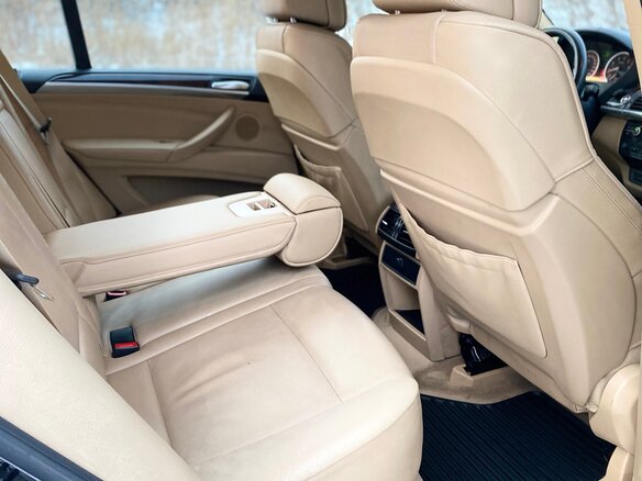 2010 BMW X5 35i II (E70) Рестайлинг, чёрный, 2000000 рублей - вид 15