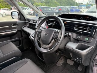 2018 Honda Stepwgn Spada V Рестайлинг, фиолетовый, 1302069 рублей, вид 5