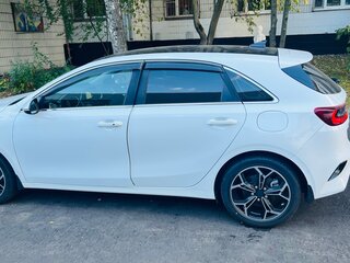 2018 Kia Ceed III, серебристый, 1700000 рублей, вид 5