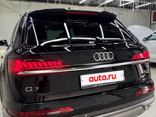 2022 Audi Q7 50 TDI II (4M) Рестайлинг, чёрный, 10956000 рублей, вид 3