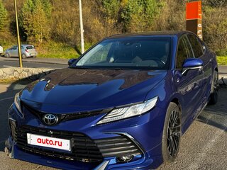 2021 Toyota Camry VIII (XV70) Рестайлинг, синий, 4150000 рублей, вид 1