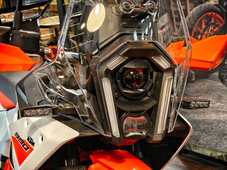 2026 KTM 390 Adventure R, оранжевый, 889000 рублей, вид 4