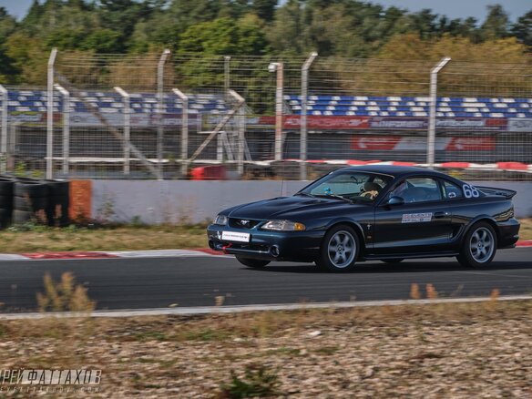 1994 Ford Mustang IV, зелёный, 2500000 рублей - вид 15