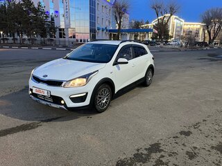 2018 Kia Rio X-Line IV, белый, 1550000 рублей, вид 1