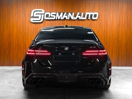 2025 BMW M5 VII (G90), чёрный, 22600000 рублей, вид 4
