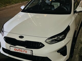 2018 Kia Ceed III, серебристый, 1700000 рублей, вид 3