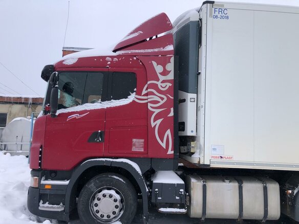 2010 Scania G-series, красный, 4100000 рублей - вид 4