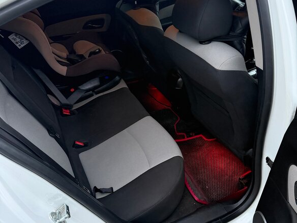 2012 Chevrolet Cruze I, белый, 850000 рублей - вид 16