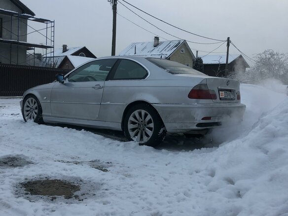 2001 BMW 3 серии 325i IV (E46), серебристый - вид 12