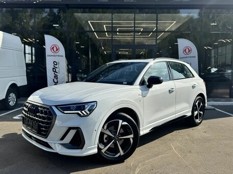 Audi Q3 II (F3)