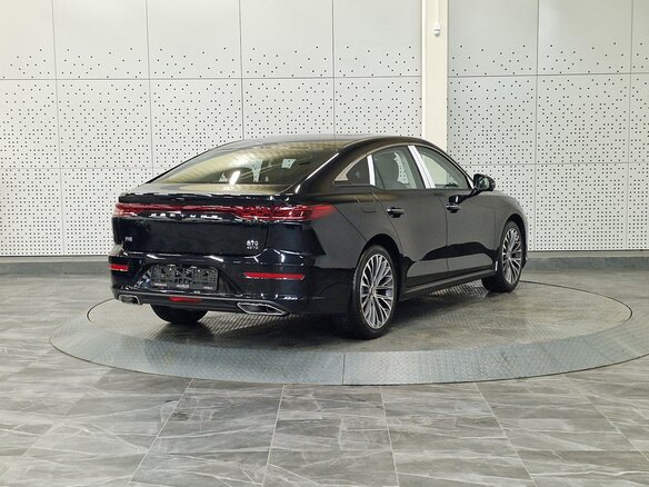 2024 FAW Bestune B70 I Рестайлинг, чёрный, 3603000 рублей - вид 2