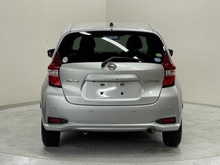 2020 Nissan Note II Рестайлинг, серебристый, 810007 рублей, вид 5