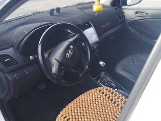 2012 Hyundai Solaris I, белый, 510000 рублей, вид 5