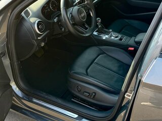 2020 Audi A3 III (8V) Рестайлинг, серый, 1950000 рублей, вид 3