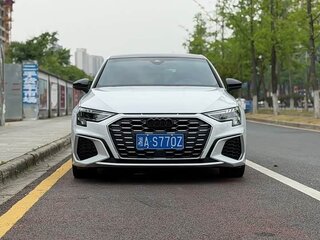 2024 Audi A3 Sportback 35 TFSI IV (8Y) Рестайлинг, белый, 2100000 рублей, вид 2