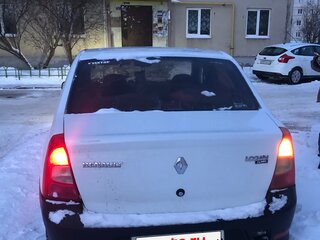 2010 Renault Logan I Рестайлинг, белый, 259000 рублей, вид 4