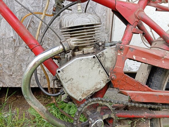 1990 Azel Sweet, красный, 16000 рублей