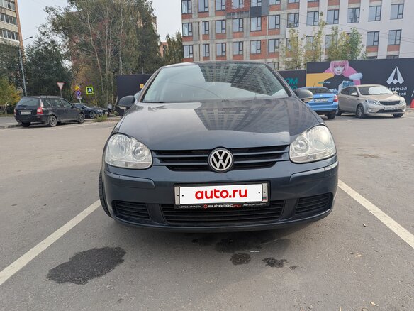 2007 Volkswagen Golf V, серый, 690000 рублей - вид 1