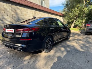 2019 Kia Optima IV Рестайлинг, чёрный, 1880000 рублей, вид 5
