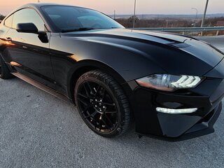 2021 Ford Mustang VI Рестайлинг, чёрный, 3450000 рублей, вид 2