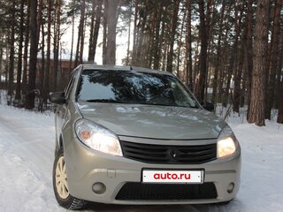 2013 Renault Sandero I, бежевый, 415000 рублей, вид 4
