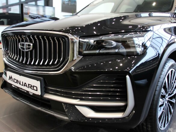 2026 Geely Monjaro I Рестайлинг, чёрный - вид 5