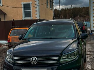 2012 Volkswagen Tiguan I Рестайлинг, чёрный, 1050000 рублей, вид 1