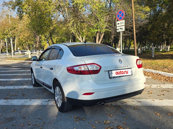 2012 Renault Fluence I, белый, 780000 рублей - вид 4