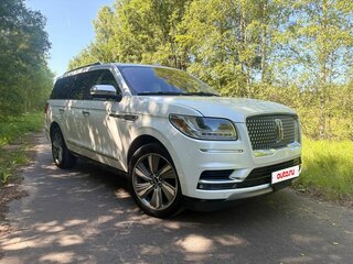 2017 Lincoln Navigator IV, белый, 6500000 рублей, вид 1
