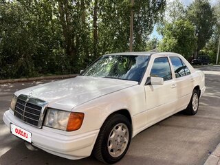 1987 Mercedes-Benz W124 230 4-speed, белый, 150000 рублей, вид 1